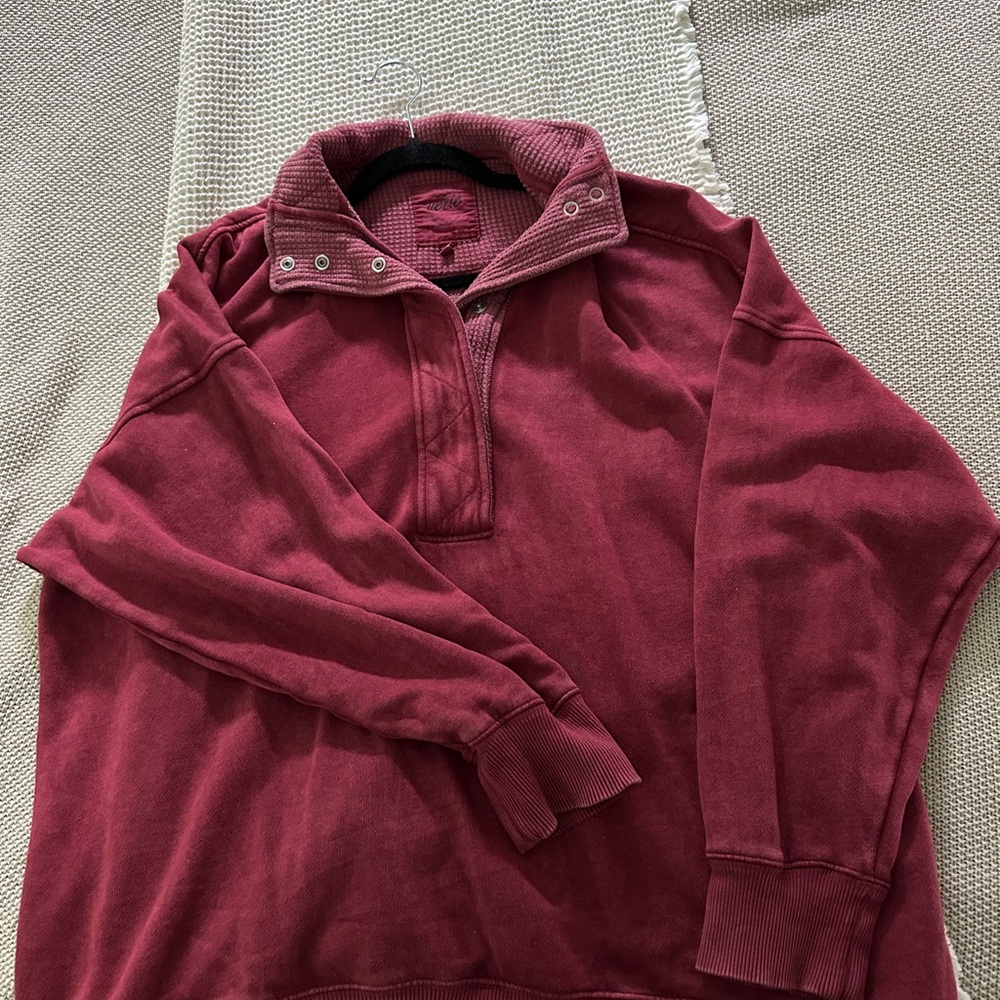 Aerie Getaway Quarter Snap: Cherry Tart